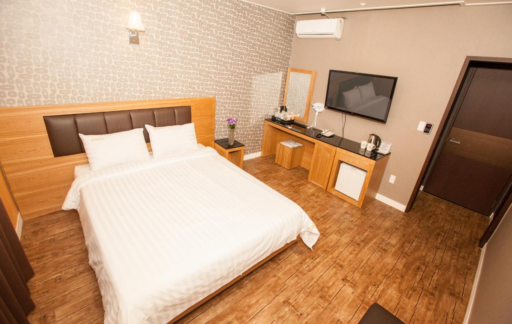 Pungnam Tourist Hotel Jeonju Exterior foto